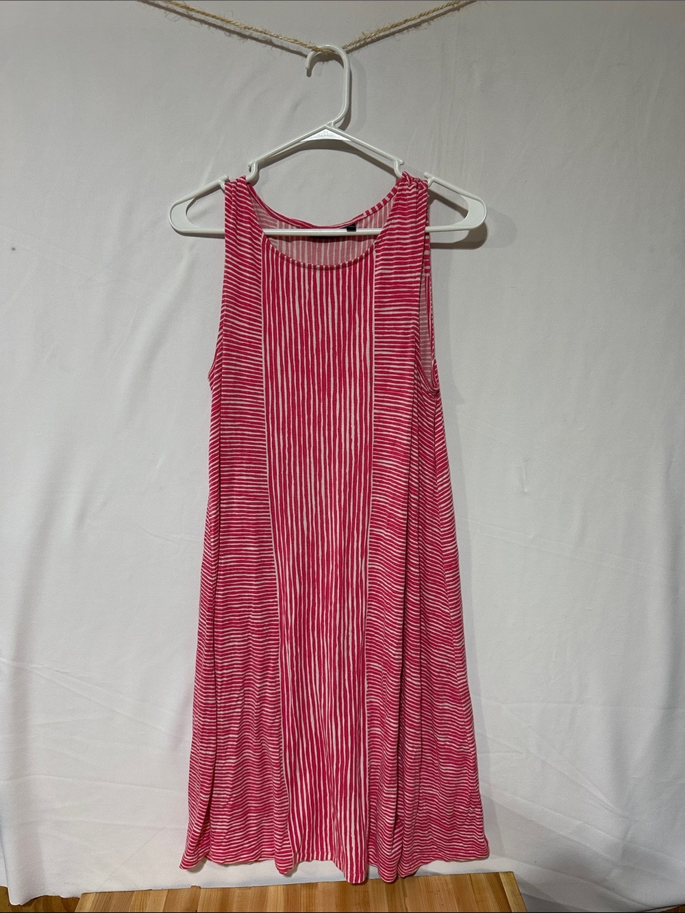 Apt. 9 Fuchsia and White Striped Sleeveless Midi Dress 0101